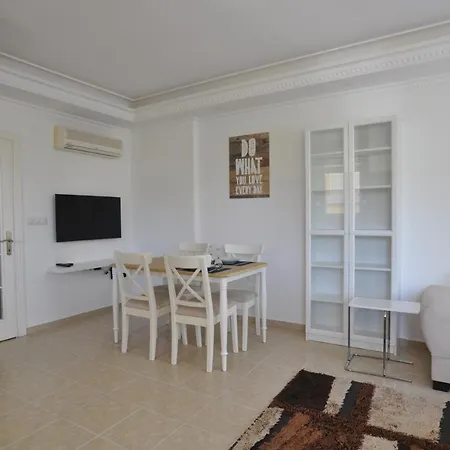 Extrahome Demirag Sitesi Mahmutlar Apartman Alanya